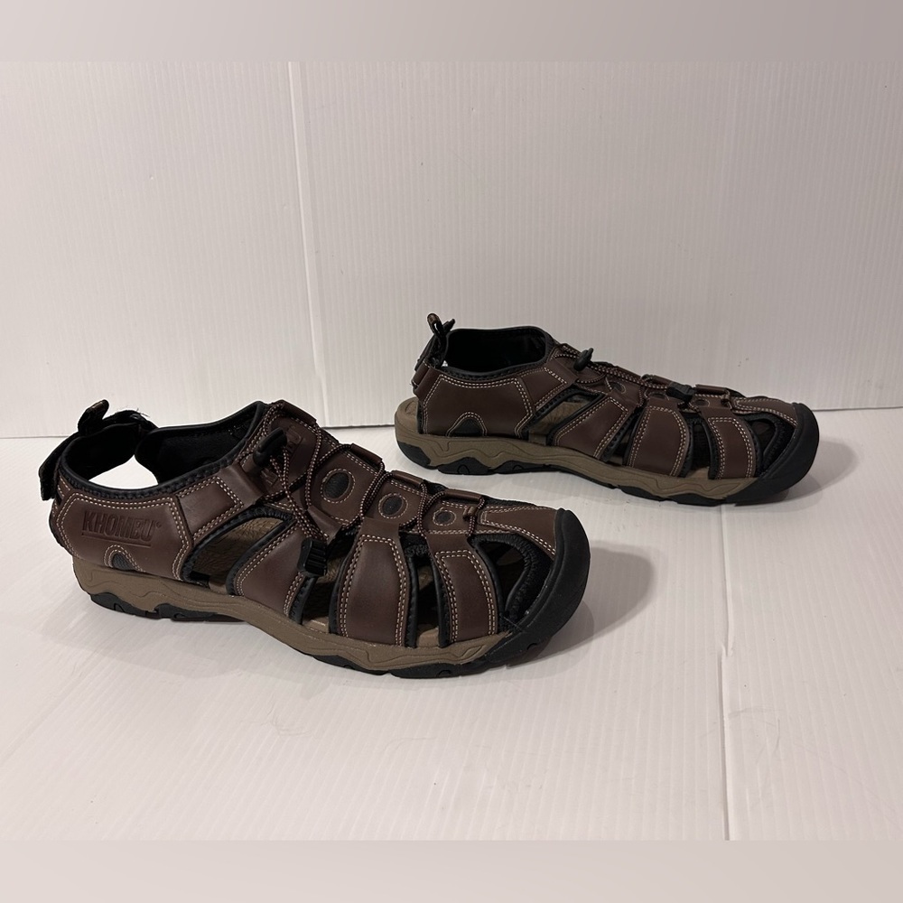 Khombu Harry brown fishermen sandals men size 13 M
